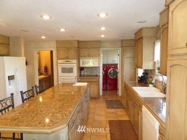 1365 Beet Road Walla Walla, WA 99362 - Photo 7 of 39