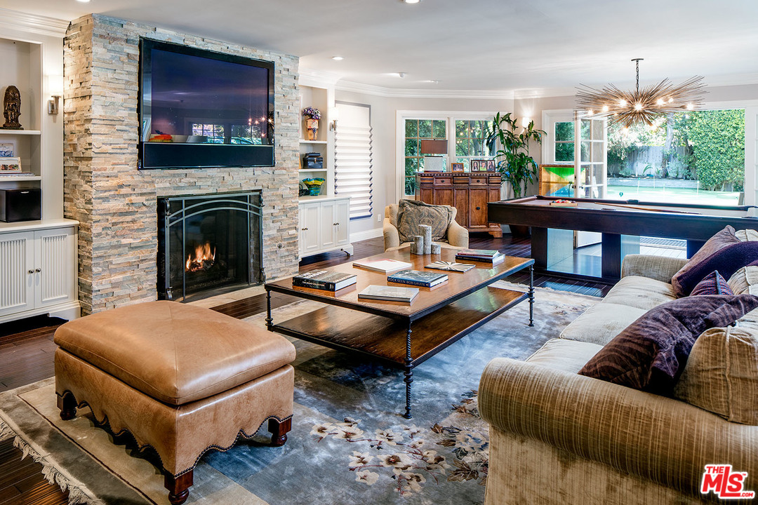 428 Homewood Road Los Angeles, CA 90049 - Photo 6 of 20 Gallery Image 6