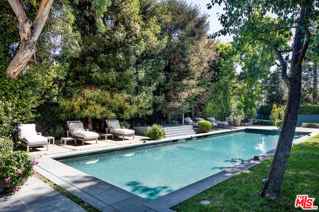 428 Homewood Road Los Angeles, CA 90049 - Photo 8 of 20 Gallery Image 8