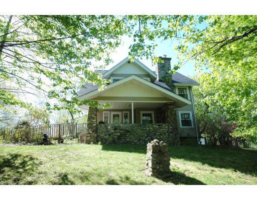 14 Ward Road Southborough, MA 01772 - Photo 1 of 17 Gallery Image 1