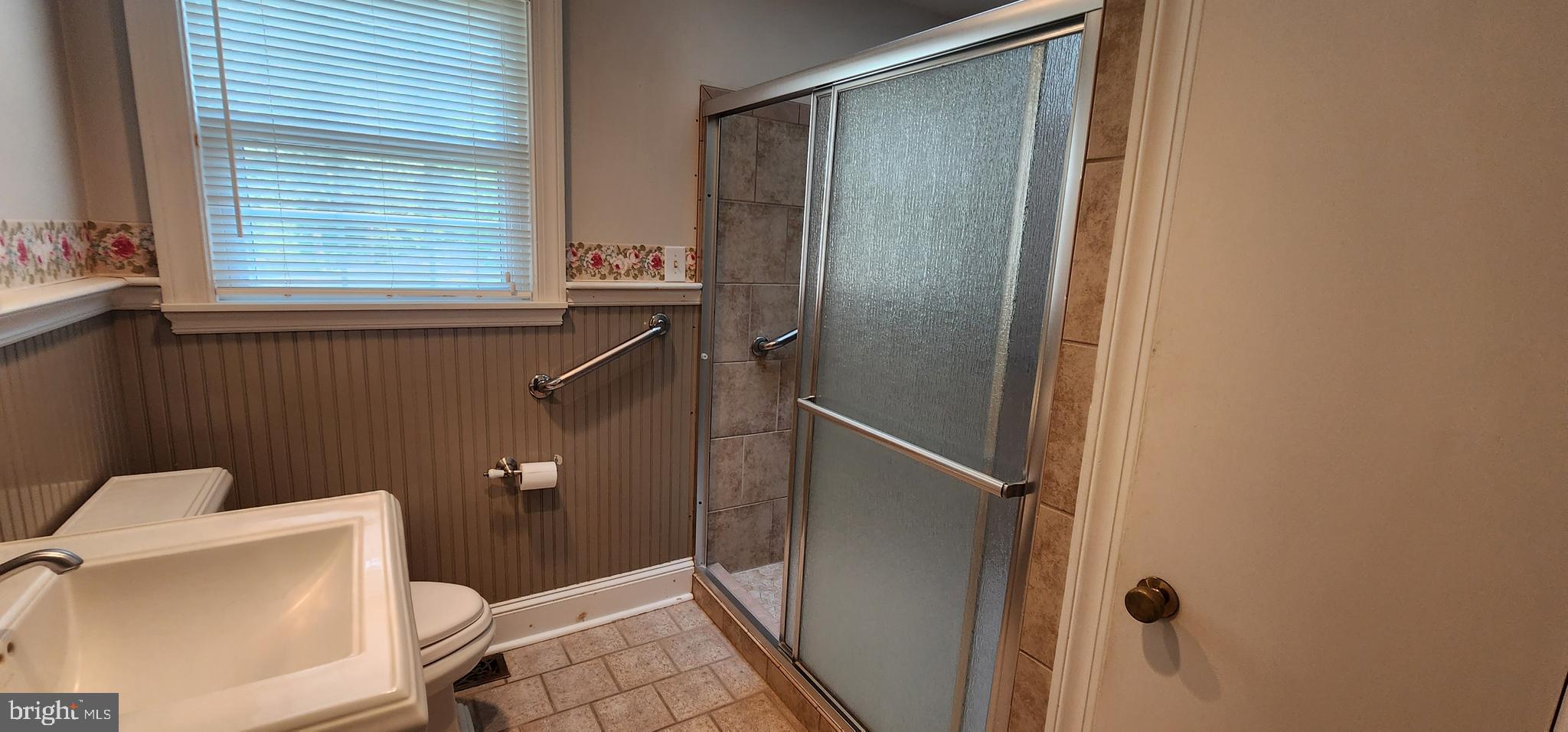 127 Riverview Circle Colonial Beach, VA 22443 - Photo 105 of 147 In-Law Suite Master Bath
