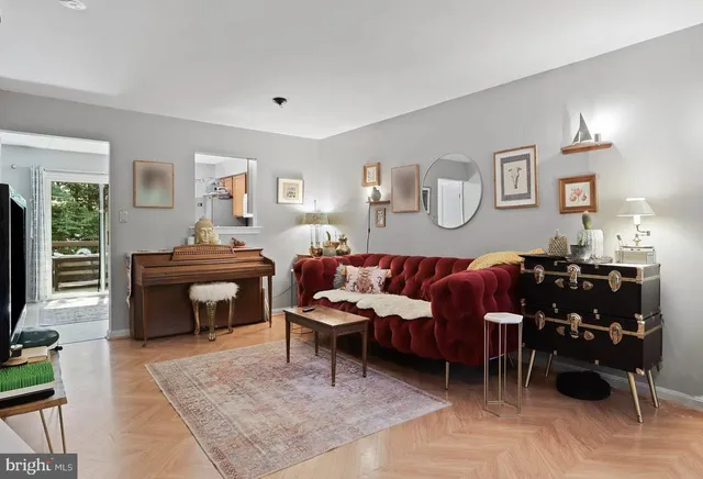 $530,000 | 5680 White Dove Lane, Clifton, VA 20124