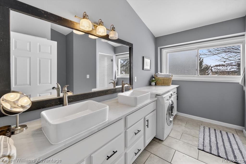 47707 Rochester Drive Novi, MI 48374 - Photo 23 of 47 Gallery Image 23