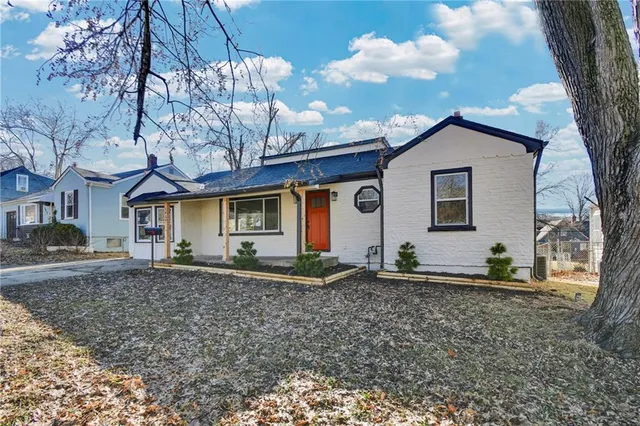 $219,000 | 1419 West Scott Place, Independence, MO 64052