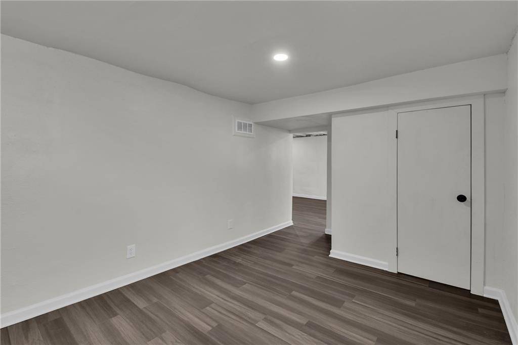 1419 West Scott Place Independence, MO 64052 - Photo 22 of 29