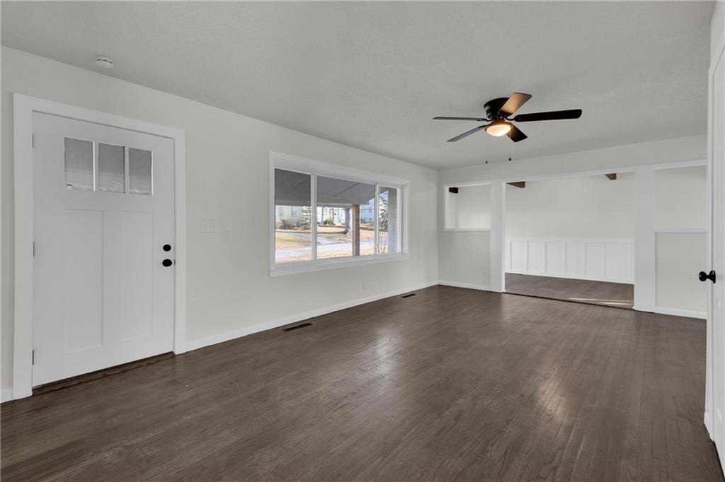 1419 West Scott Place Independence, MO 64052 - Photo 5 of 29