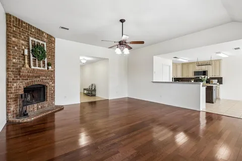 $340,000 | 413 Highview Circle, Royse City, TX 75189