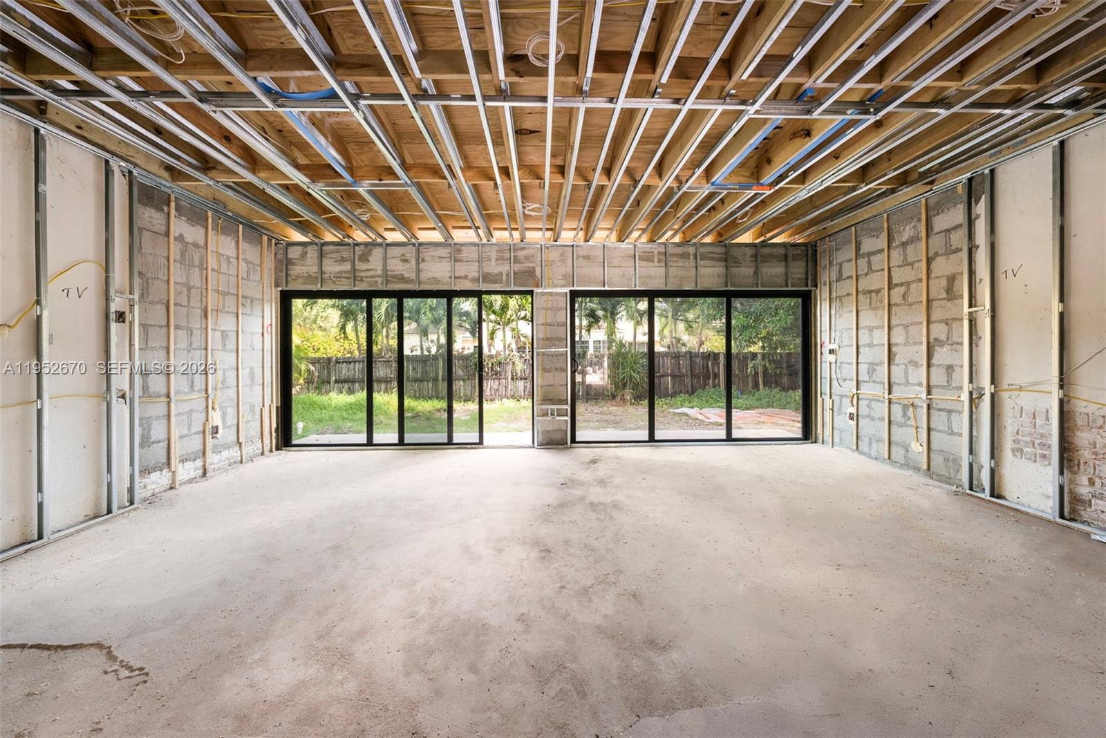 4345 Alton Road Miami Beach, FL 33140 - Photo 16 of 20