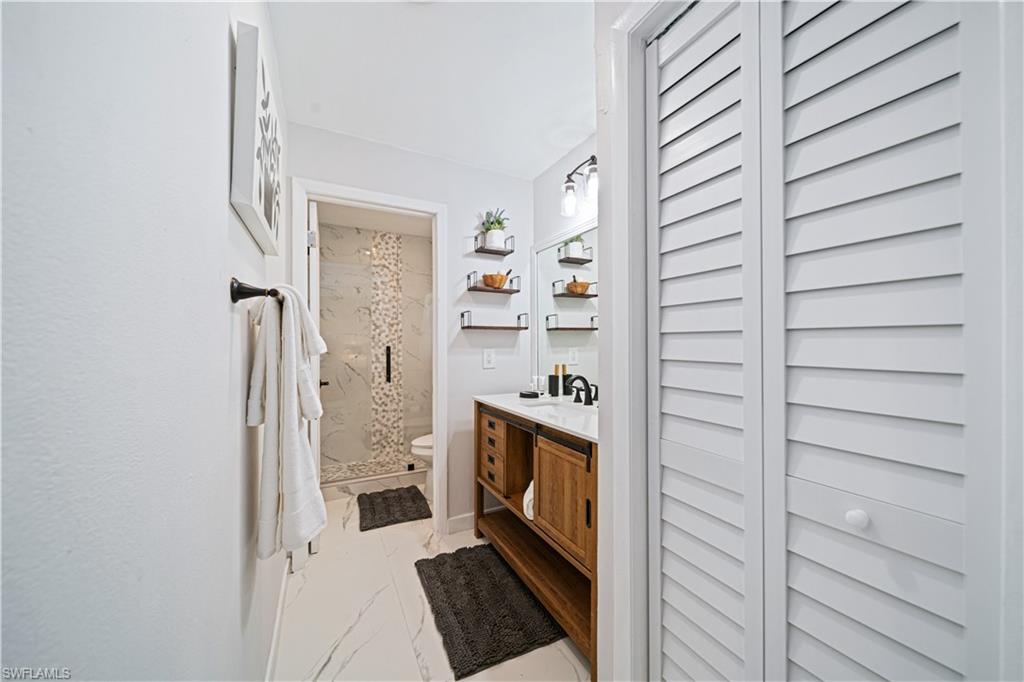 4439 Parrot Avenue Naples, FL 34104 - Photo 19 of 39