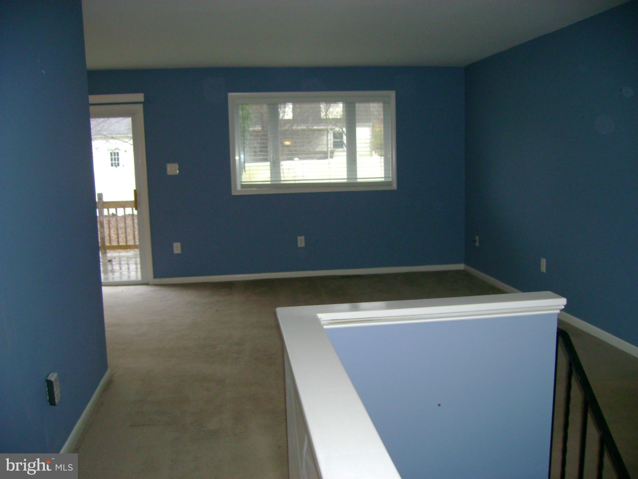 3036 Tarpon Road Riva, MD 21140 - Photo 5 of 25 Living Room