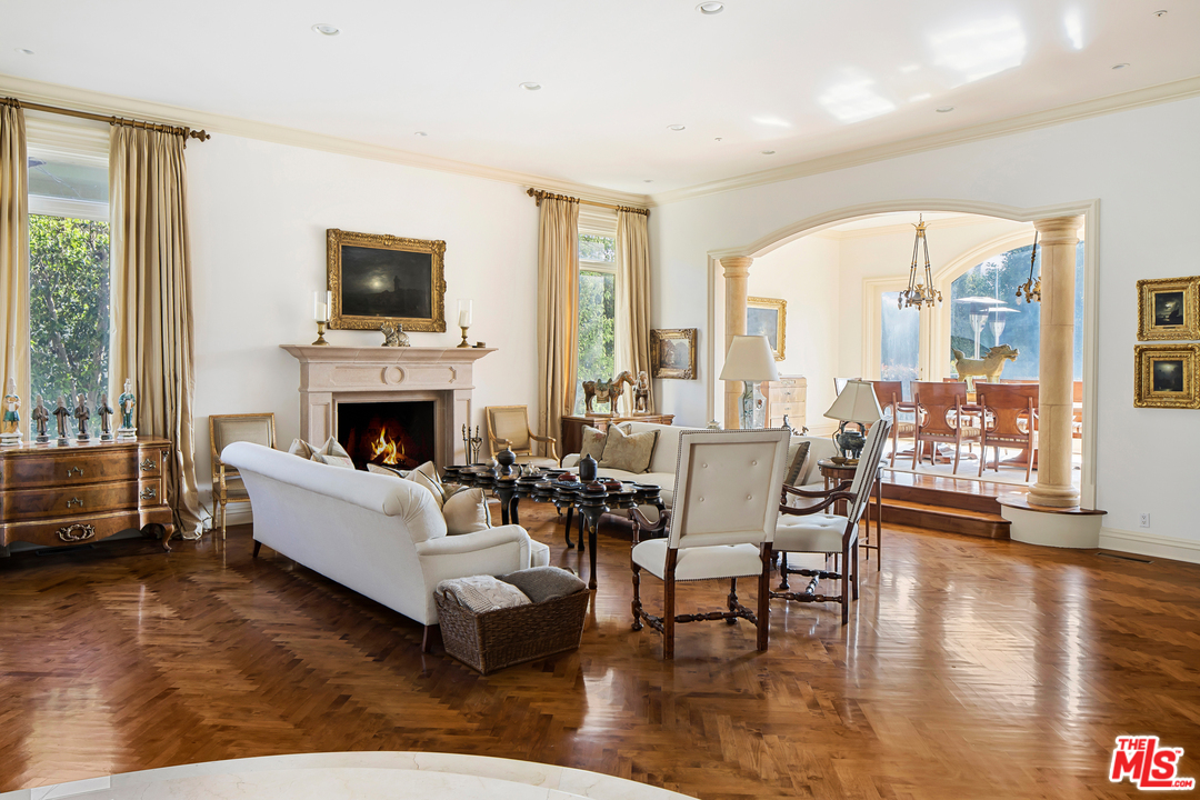 3352 Clerendon Road Beverly Hills, CA 90210 - Photo 8 of 36