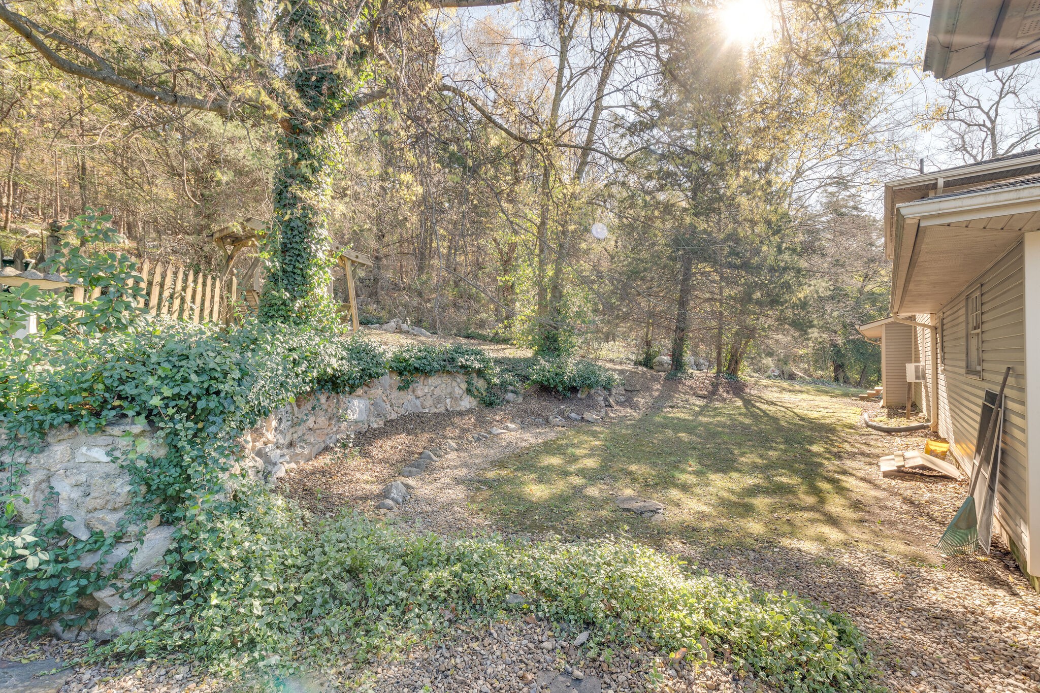 3935 Buncombe Road Belvidere, TN 37306 - Photo 11 of 46 Gallery Image 11