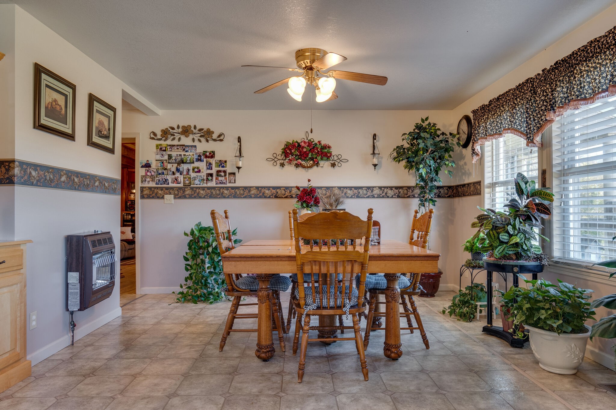 3935 Buncombe Road Belvidere, TN 37306 - Photo 17 of 46 Gallery Image 17