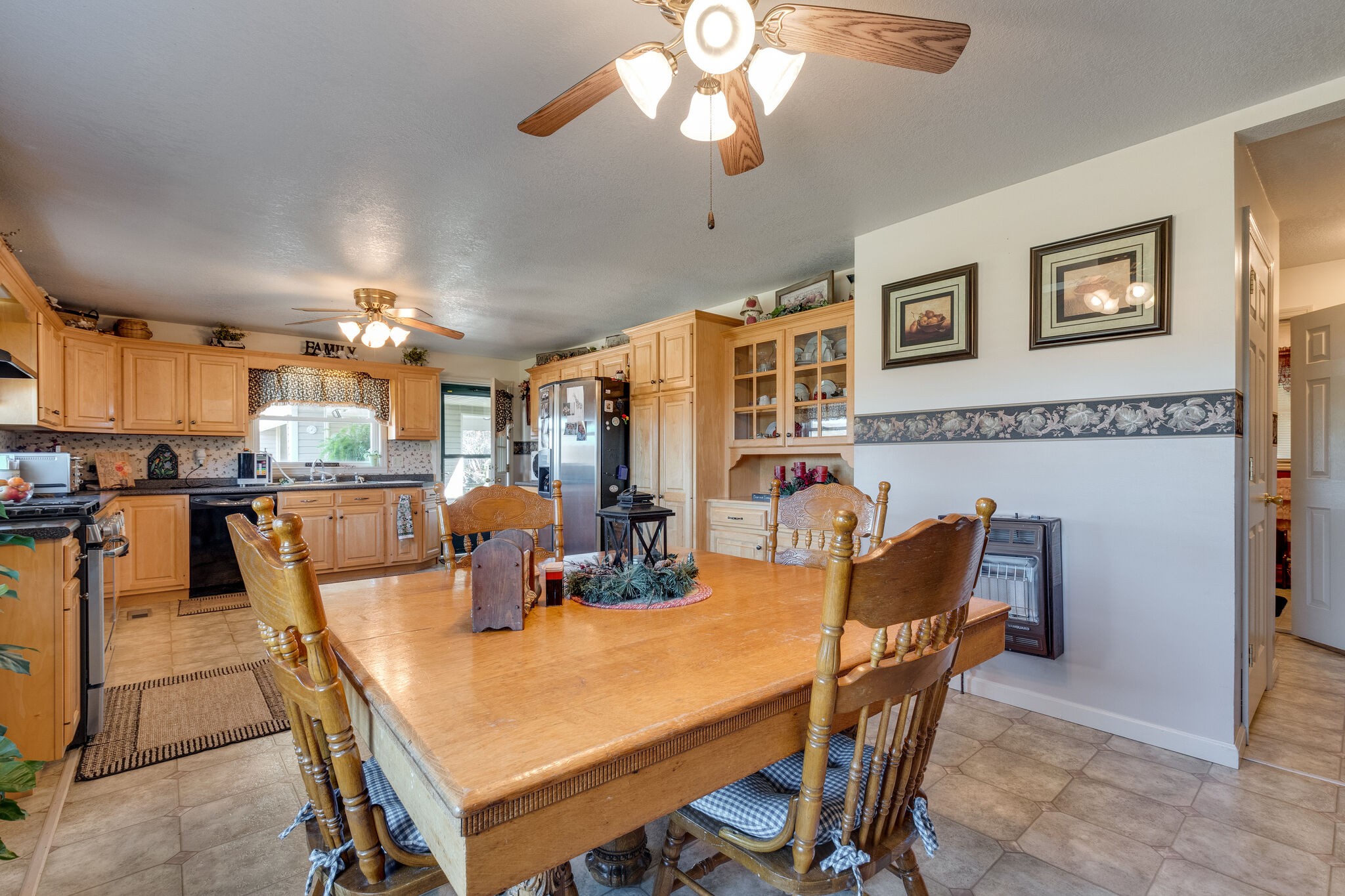 3935 Buncombe Road Belvidere, TN 37306 - Photo 18 of 46 Gallery Image 18