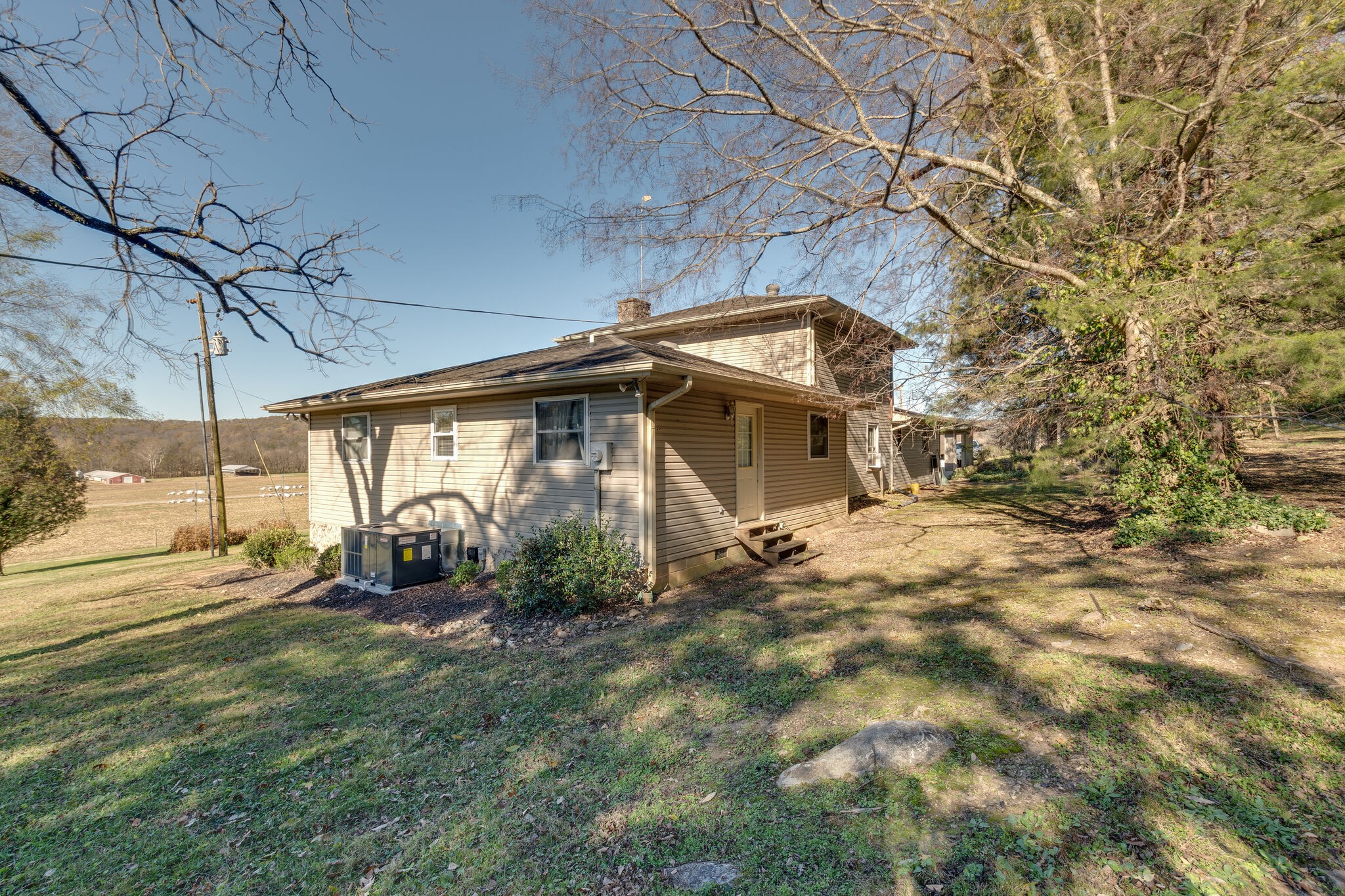 3935 Buncombe Road Belvidere, TN 37306 - Photo 9 of 46 Gallery Image 9