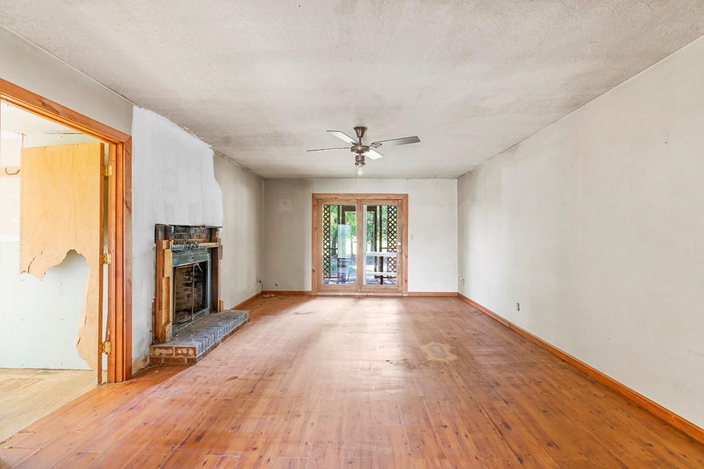 1060 Virginia Circle Waterloo, SC 29384 - Photo 8 of 20