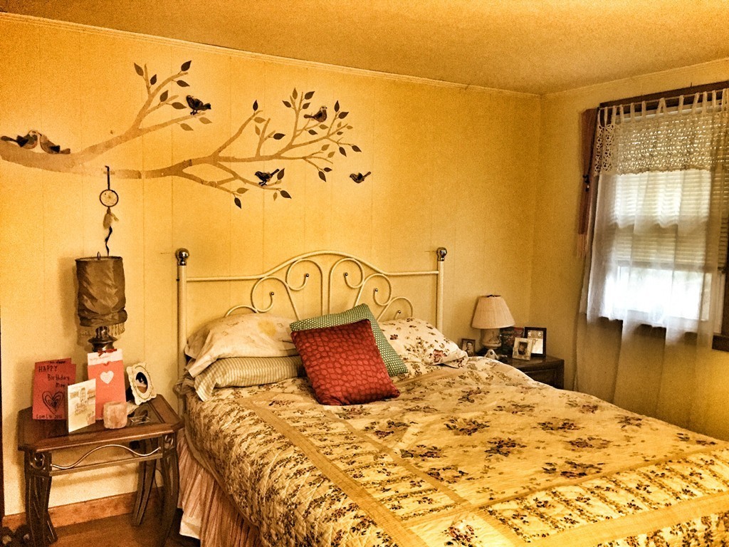 25 Moon Road Lynn, MA 01904 - Photo 15 of 27 Gallery Image 15
