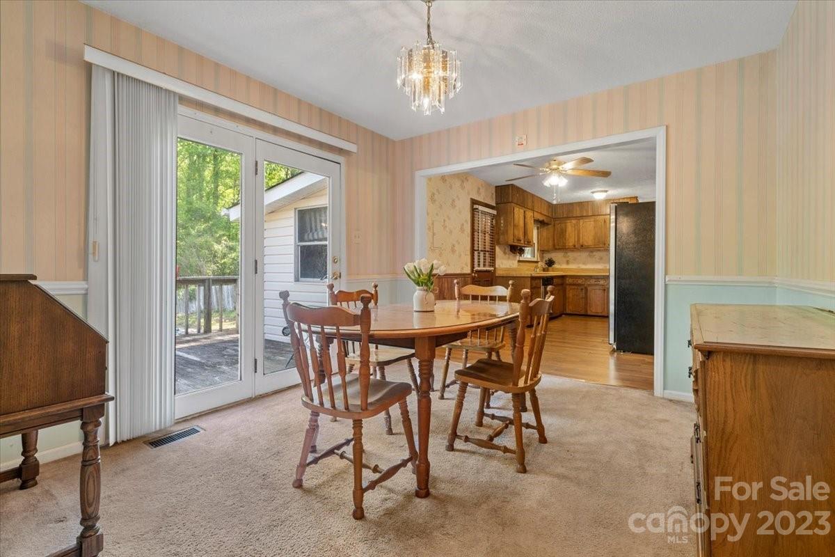 305 Smith Road Mount Holly, NC 28120 - Photo 11 of 24 Gallery Image 11