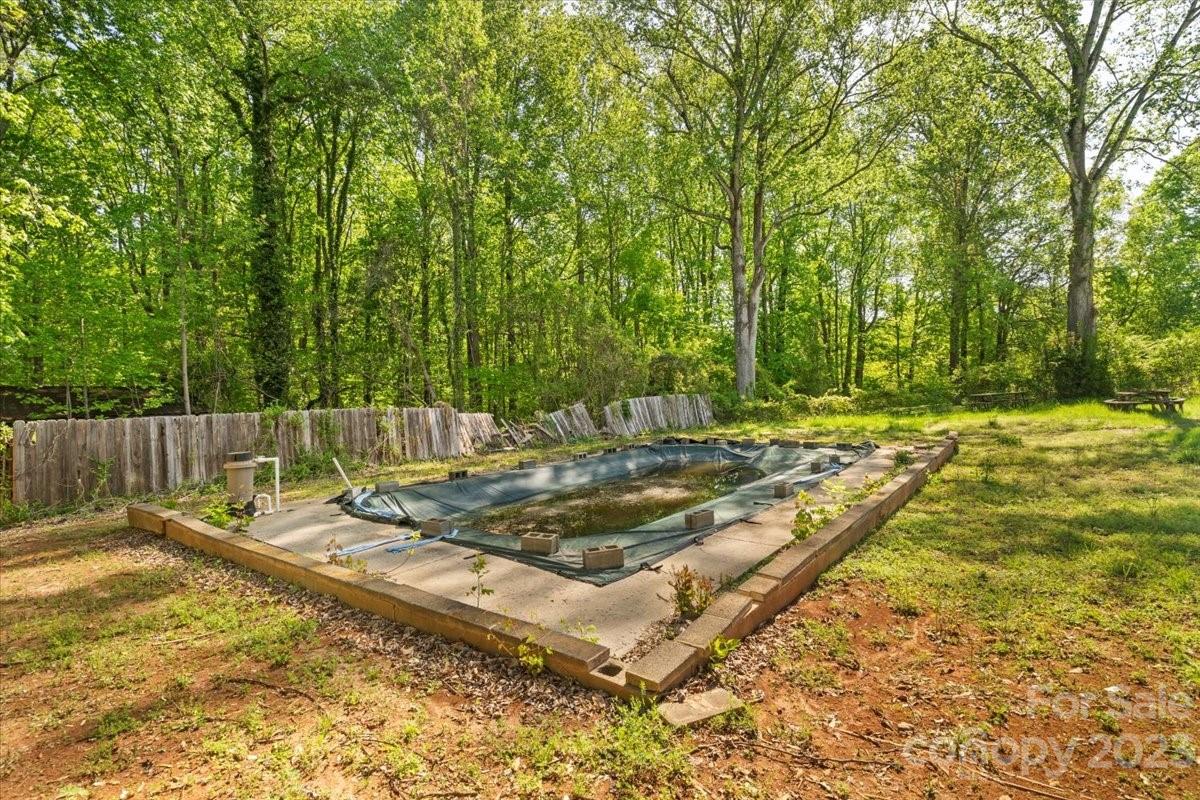 305 Smith Road Mount Holly, NC 28120 - Photo 20 of 24 Gallery Image 20