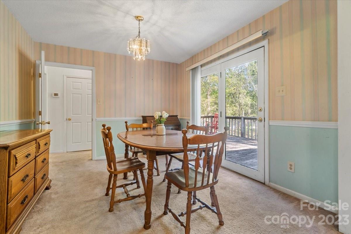 305 Smith Road Mount Holly, NC 28120 - Photo 9 of 24 Gallery Image 9
