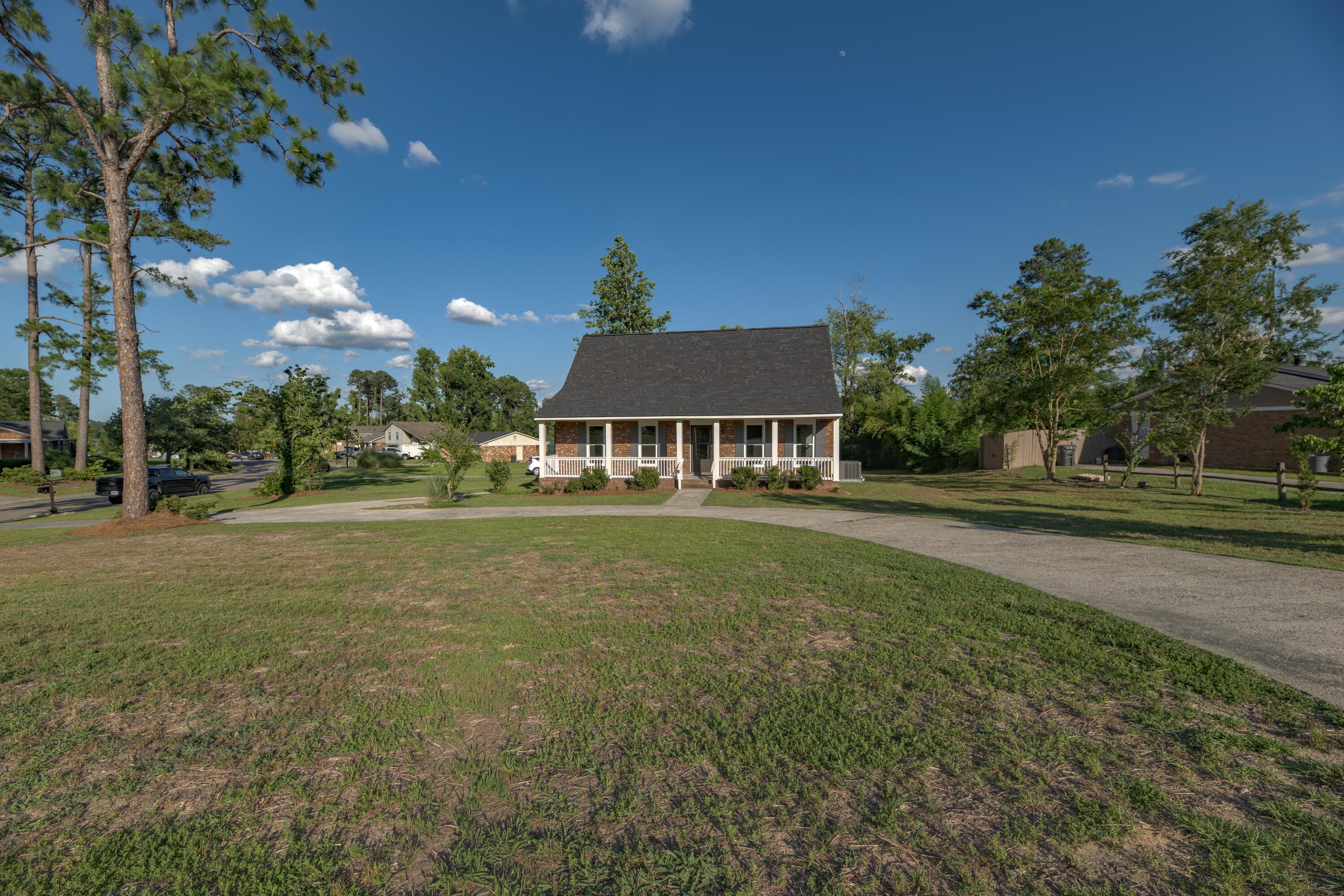 3974 Willowood Road Martinez, GA 30907 - Photo 2 of 28 Gallery Image 2