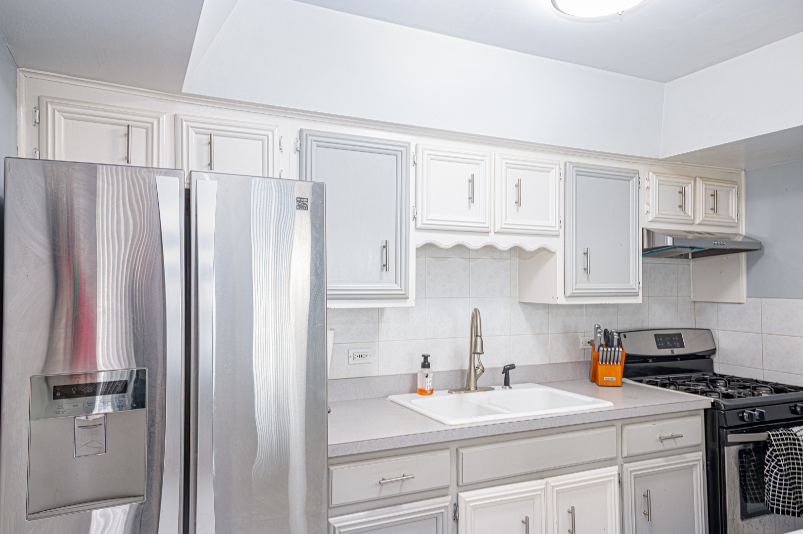 9832 Nottingham Avenue, Unit 5 Chicago Ridge, IL 60415 - Photo 5 of 11 Gallery Image 5