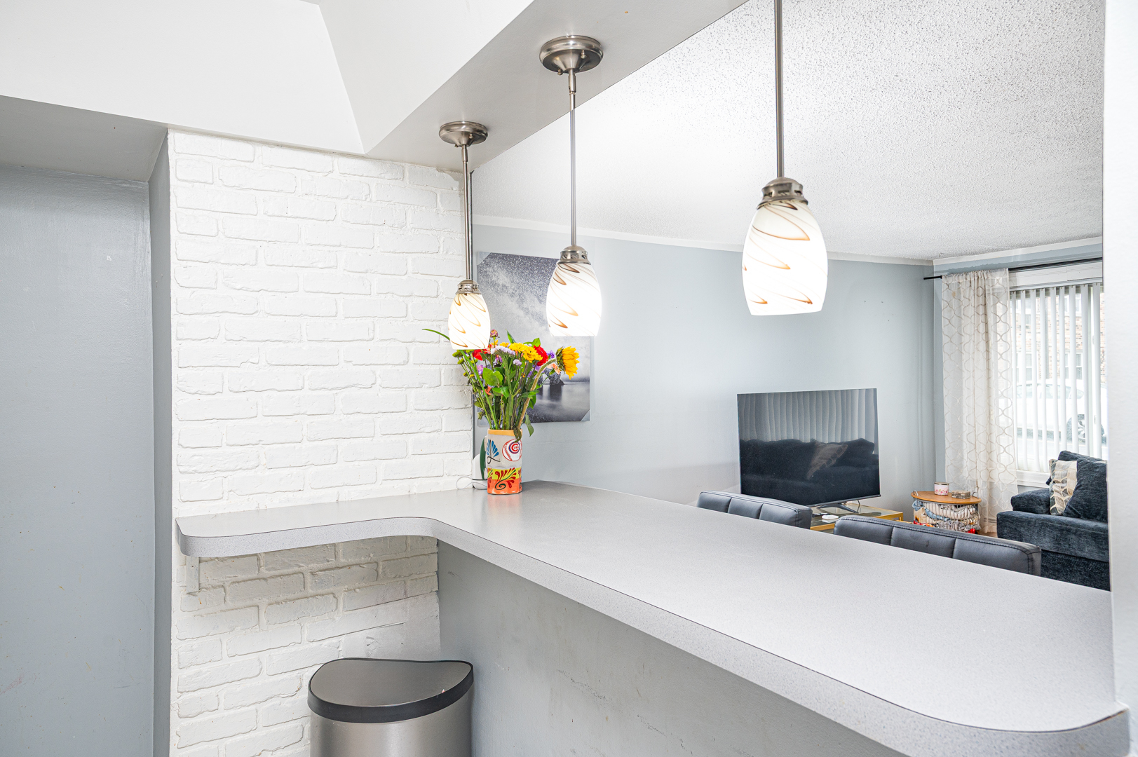 9832 Nottingham Avenue, Unit 5 Chicago Ridge, IL 60415 - Photo 6 of 11 Gallery Image 6
