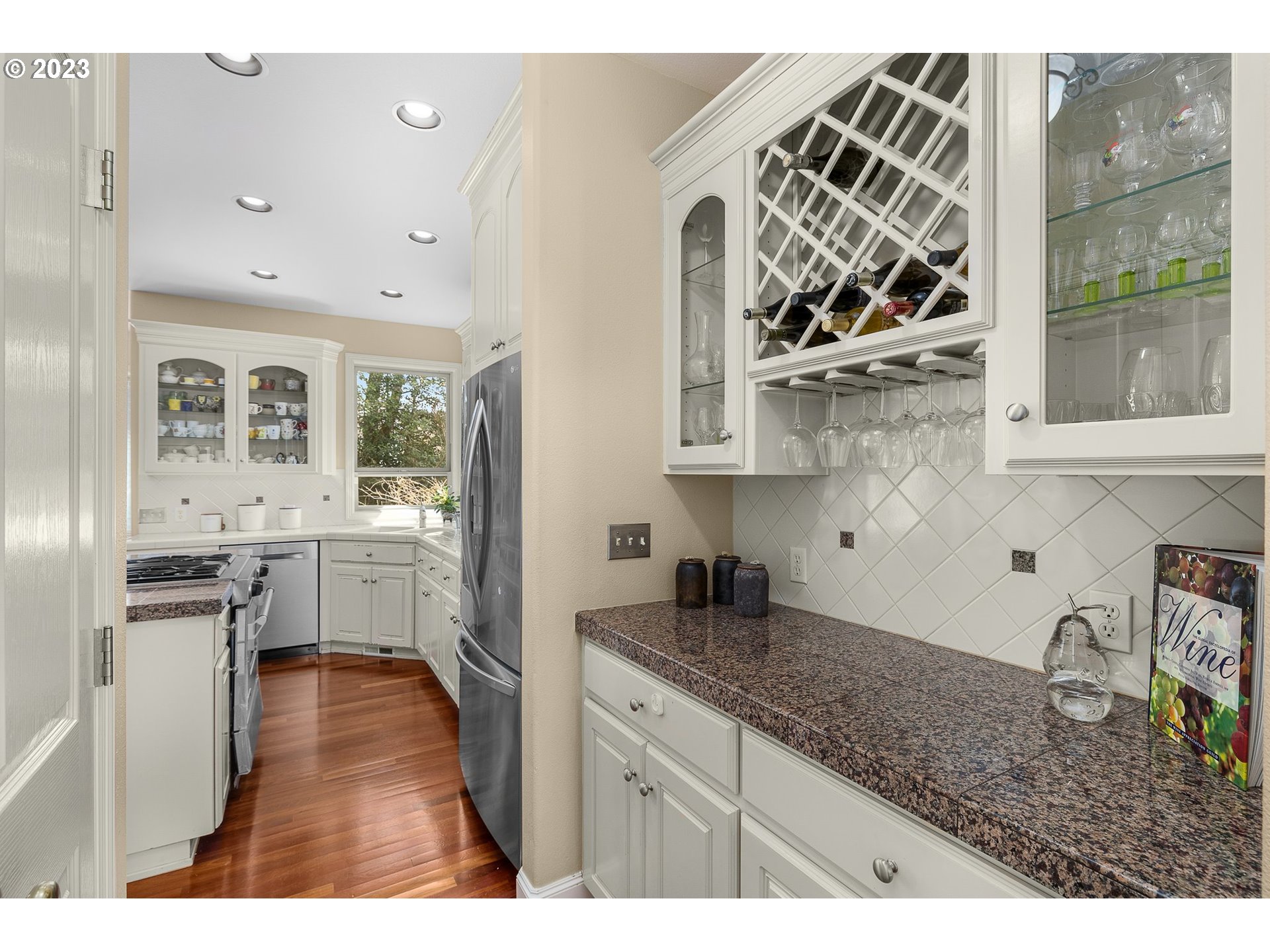 1147 Northwest Mayfield Road Portland, OR 97229 - Photo 14 of 38 Gallery Image 14