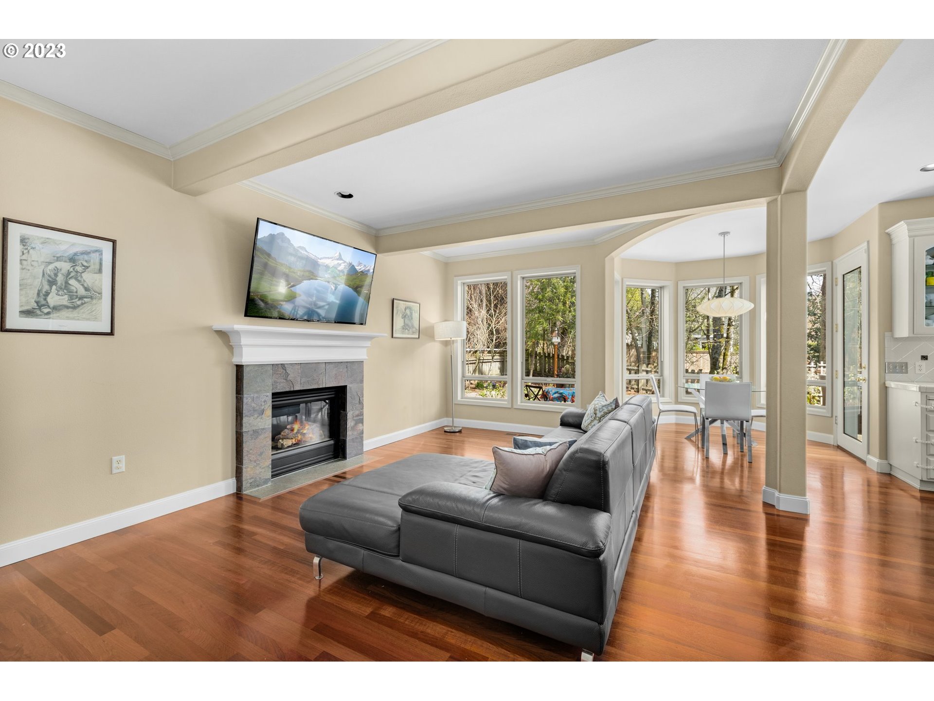 1147 Northwest Mayfield Road Portland, OR 97229 - Photo 18 of 38 Family Room