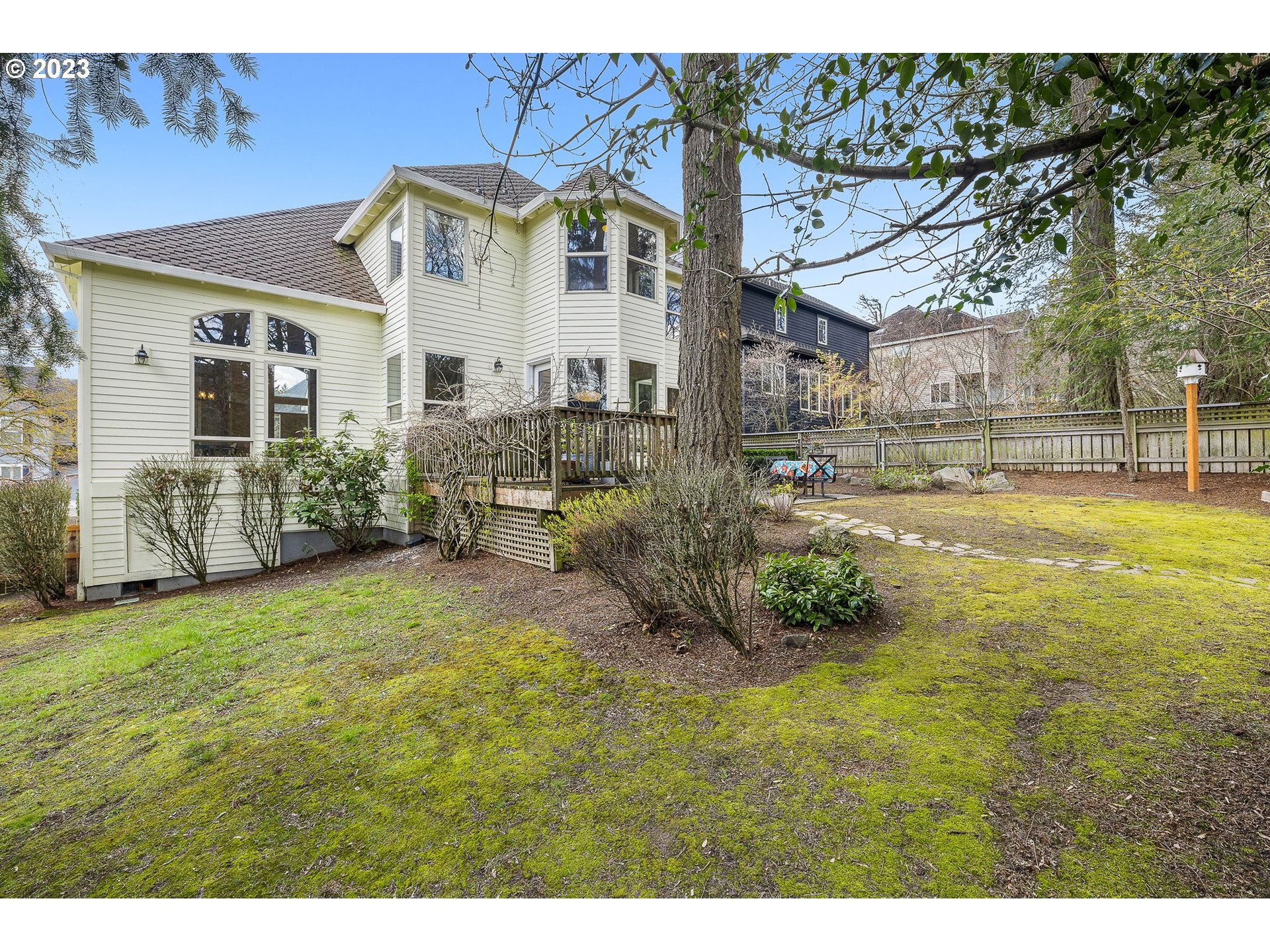 1147 Northwest Mayfield Road Portland, OR 97229 - Photo 37 of 38 Gallery Image 37