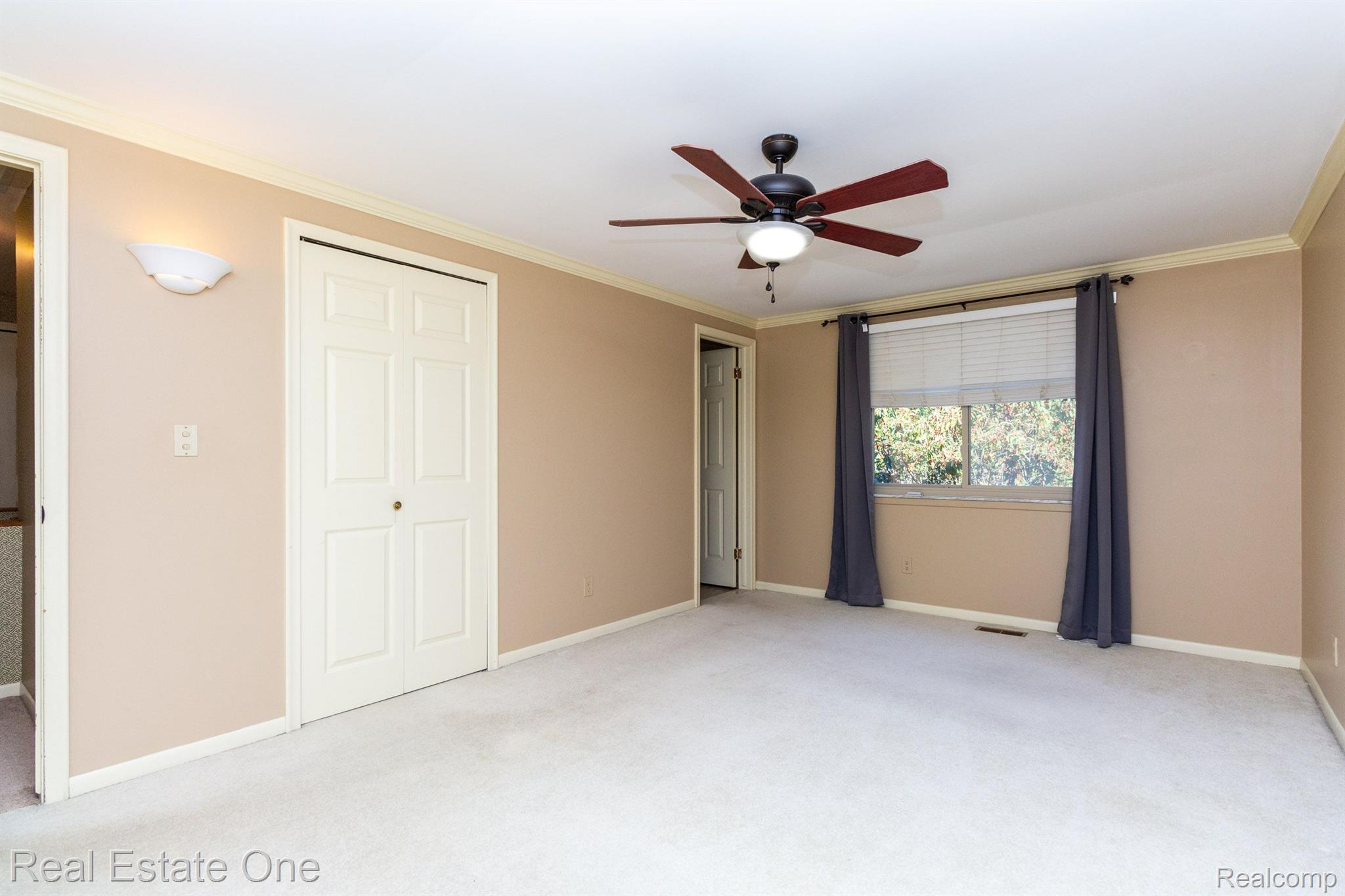 772 Castlebar Drive Rochester, MI 48309 - Photo 28 of 47 Master Bedroom