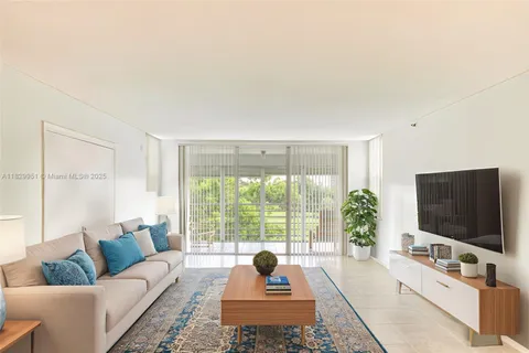 $275,000 | 4015 West Palm Aire Drive, Unit 506, Pompano Beach, FL 33069