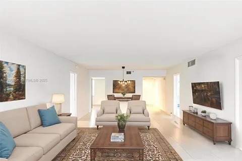 $259,900 | 4015 West Palm Aire Drive, Unit 506, Pompano Beach, FL 33069