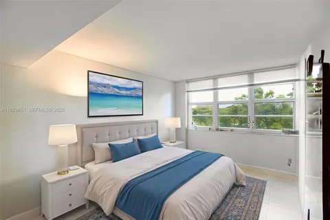 $259,900 | 4015 West Palm Aire Drive, Unit 506, Pompano Beach, FL 33069