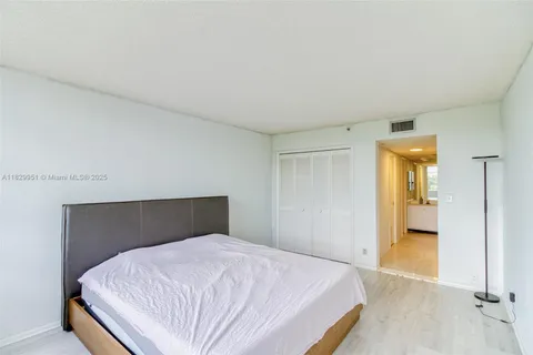 $275,000 | 4015 West Palm Aire Drive, Unit 506, Pompano Beach, FL 33069