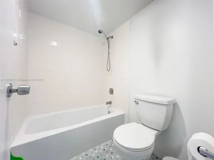 $275,000 | 4015 West Palm Aire Drive, Unit 506, Pompano Beach, FL 33069