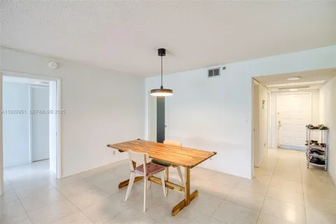 $259,900 | 4015 West Palm Aire Drive, Unit 506, Pompano Beach, FL 33069