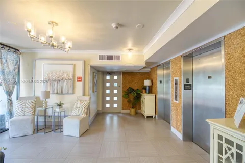 $259,900 | 4015 West Palm Aire Drive, Unit 506, Pompano Beach, FL 33069