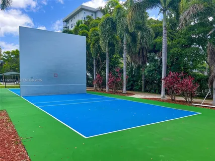 $259,900 | 4015 West Palm Aire Drive, Unit 506, Pompano Beach, FL 33069