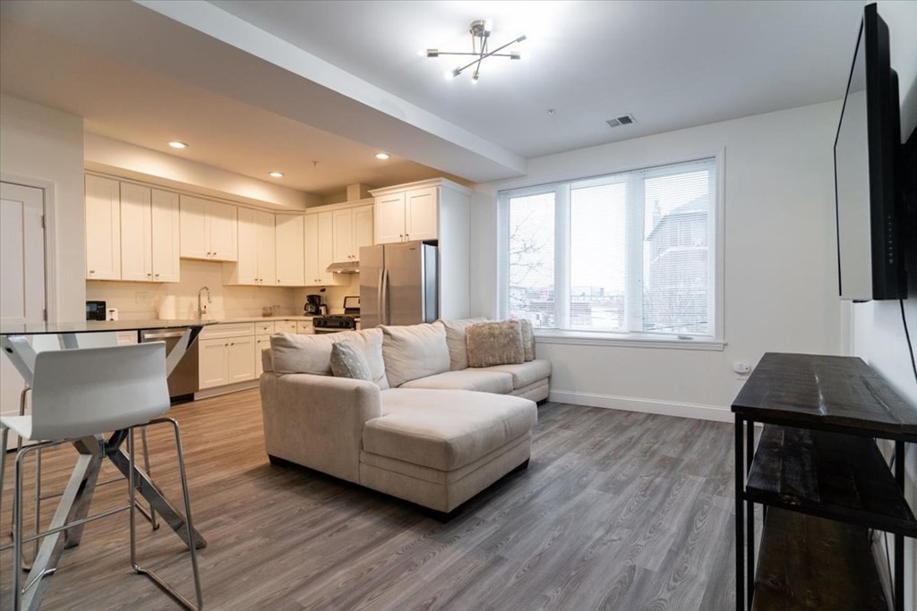 92 George Street, Unit 103 Boston, MA 02119 - Photo 5 of 33 Gallery Image 5