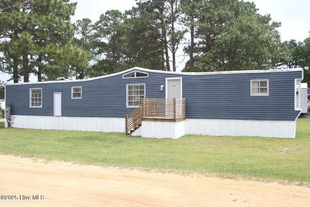 $99,900 | 174 Lennondale Boulevard, Elizabethtown, NC 28337