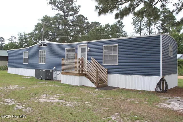 $99,900 | 174 Lennondale Boulevard, Elizabethtown, NC 28337