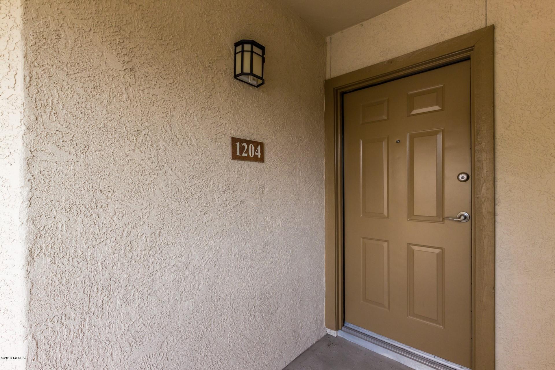 2550 East River Road, Unit 1204 Tucson, AZ 85718 - Photo 2 of 20