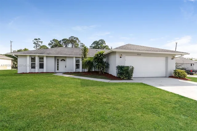$1,990 | 3265 Southwest Escarole Street, Port St. Lucie, FL 34953