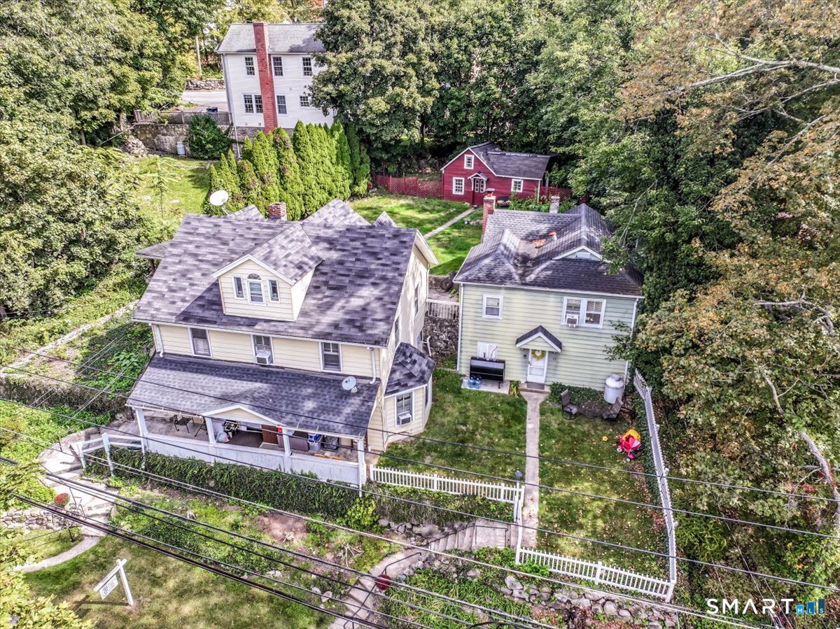 61 Smith Ridge Road New Canaan, CT 06840 - Photo 1 of 27