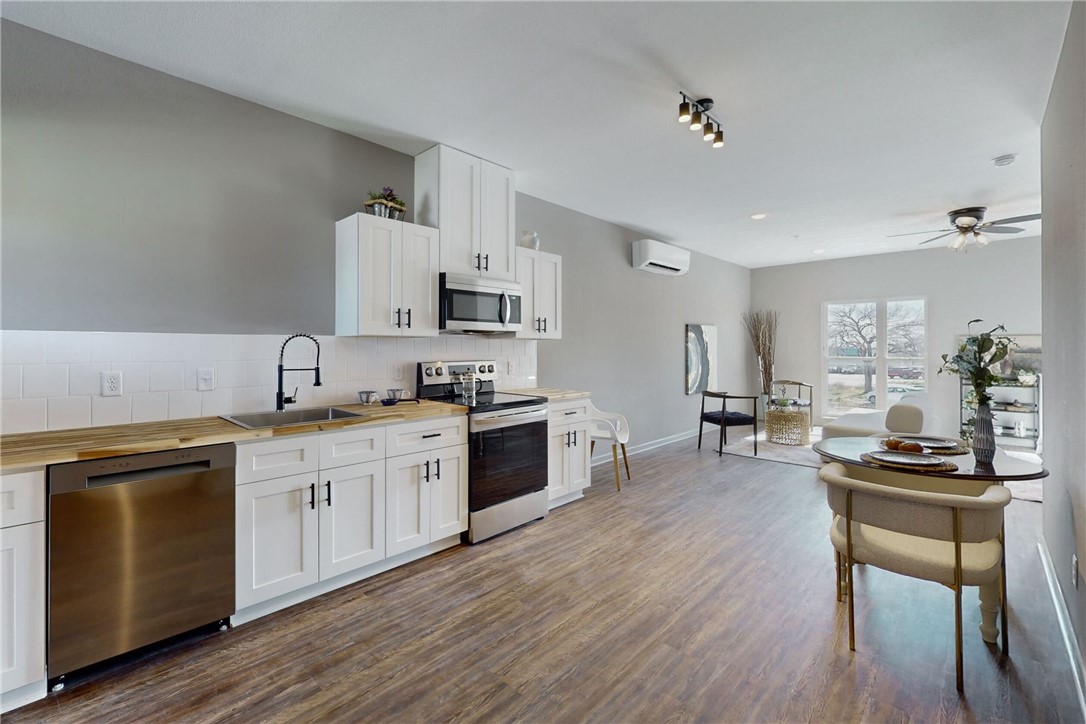 101 West 33rd Street, Unit 204 Bryan, TX 77803 - Photo 3 of 12