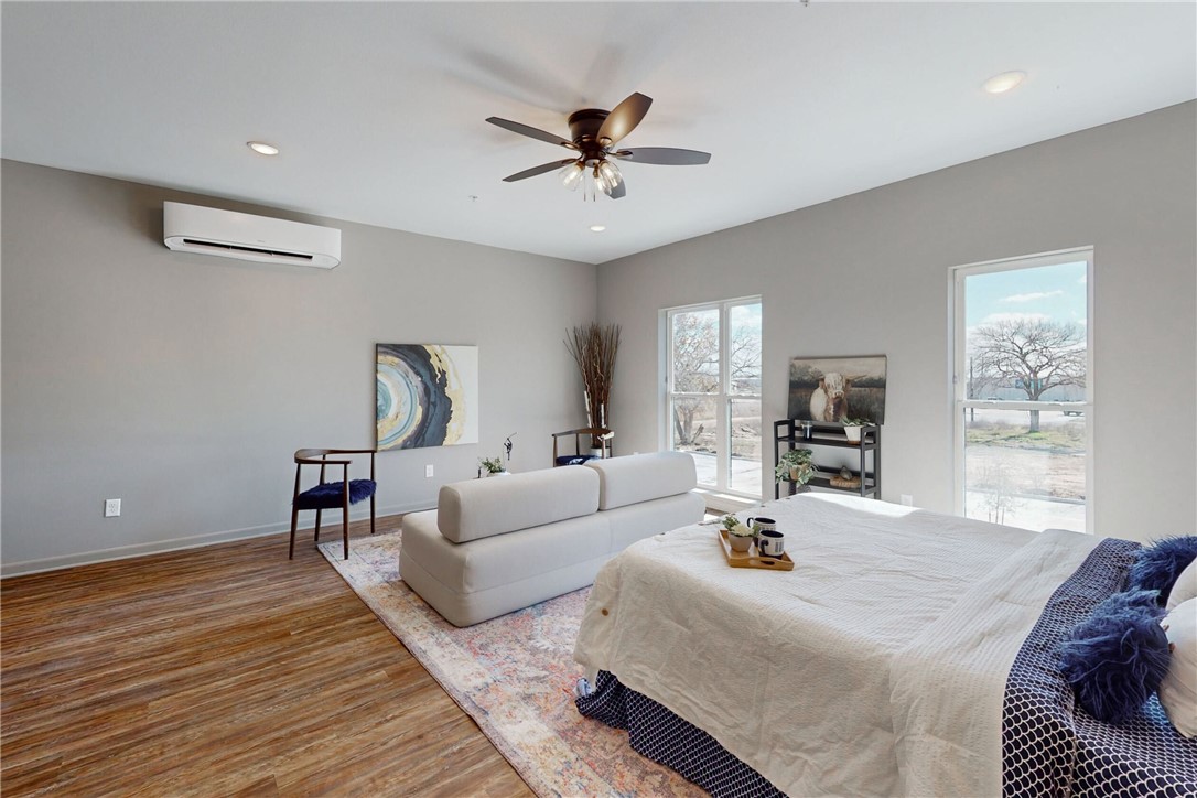 101 West 33rd Street, Unit 204 Bryan, TX 77803 - Photo 10 of 12