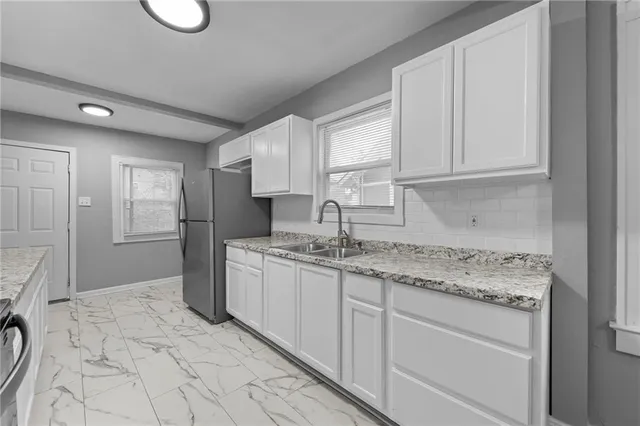 $199,000 | 6042 Park Avenue, Kansas City, MO 64130