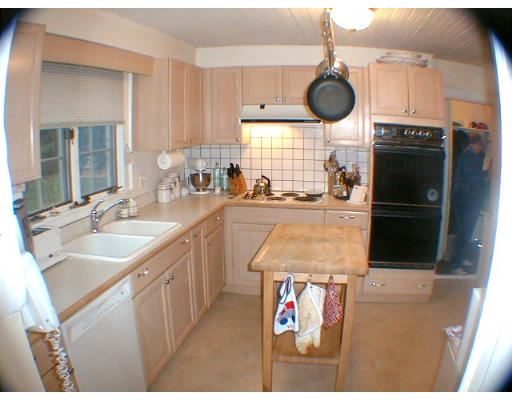176 Warren Road Framingham, MA 01702 - Photo 4 of 17 Gallery Image 4