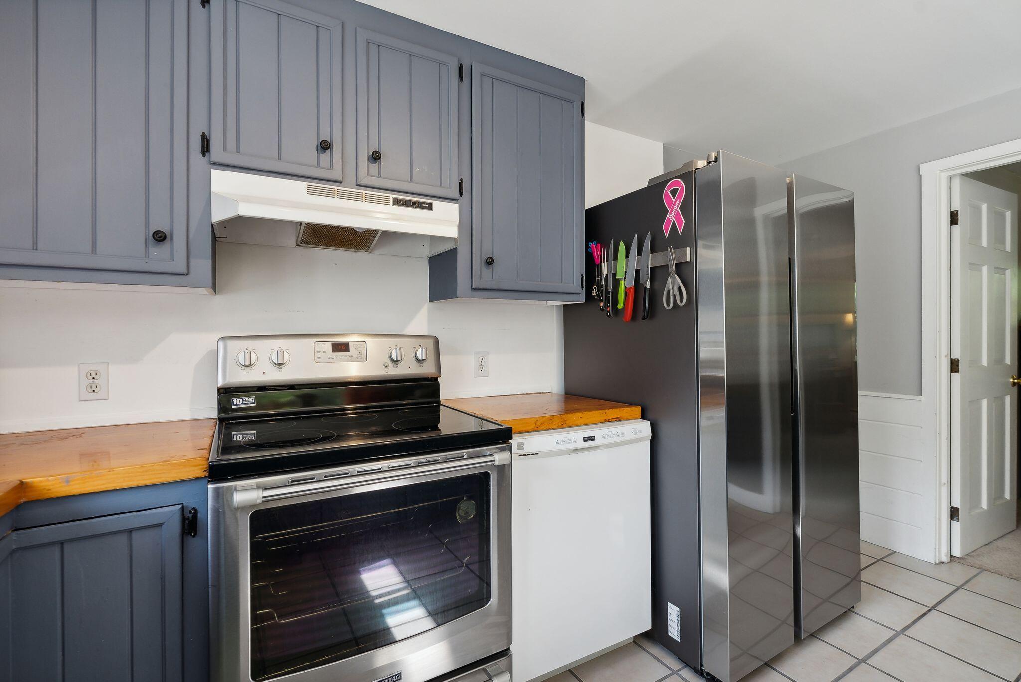 19 Benson Road Biddeford, ME 04005 - Photo 26 of 47 Kitchen